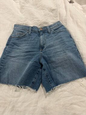 Universal Thread Medium Blue Raw-Hem Denim Shorts